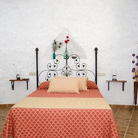 Holiday home Cueva Arroyo Molino - Cuevascazorla Hinojares