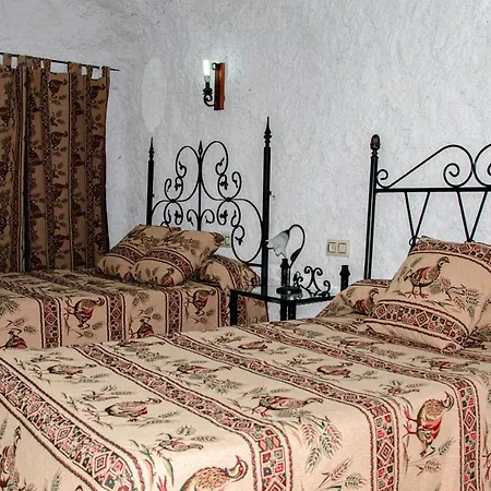Holiday home Cueva Arroyo Molino - Cuevascazorla *